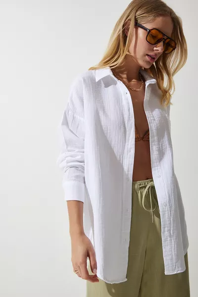 Дамска бяла джобна оверсайз муселена риза 