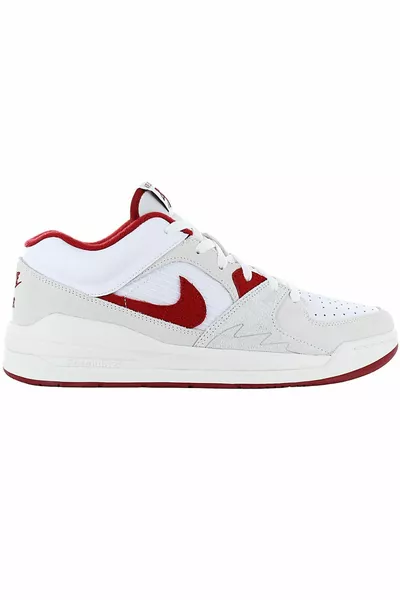 Jordanien-Stadion 'Varsity Red'