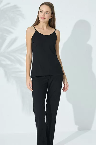 Schwarzes Spitzen-Pyjama-Set mit Baumwollträgern