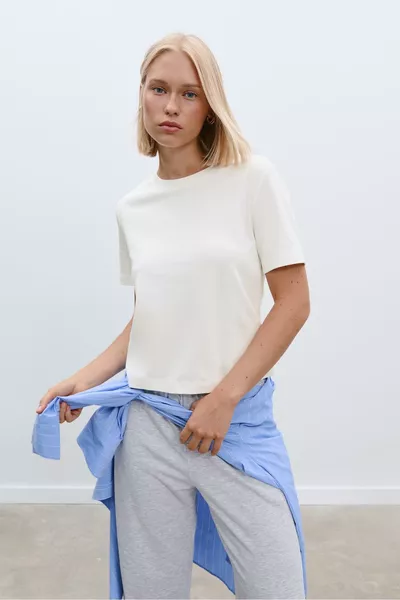 Тениска с редовно прилягане, базова