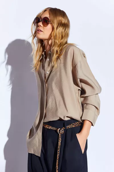 Toprak Modal Soft Textured Soft Hidden Snap Detailed Oversized Women's Shirt | 