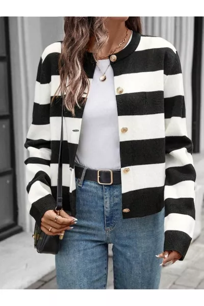 Късо кардиган с трикотажни райета