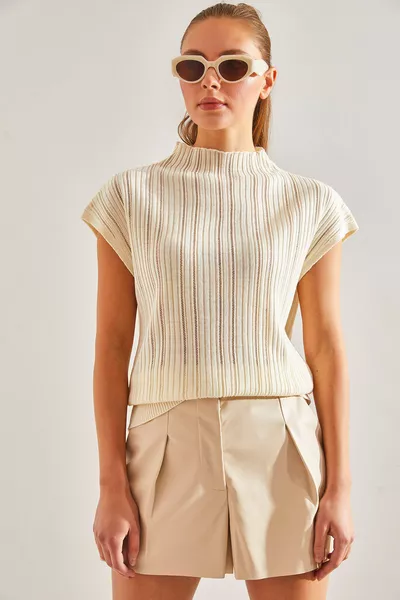 Женская ажурная трикотажная блузка 