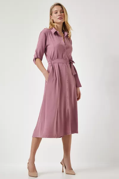 Robe chemise ceinturée pour femme couleur rose pâle 