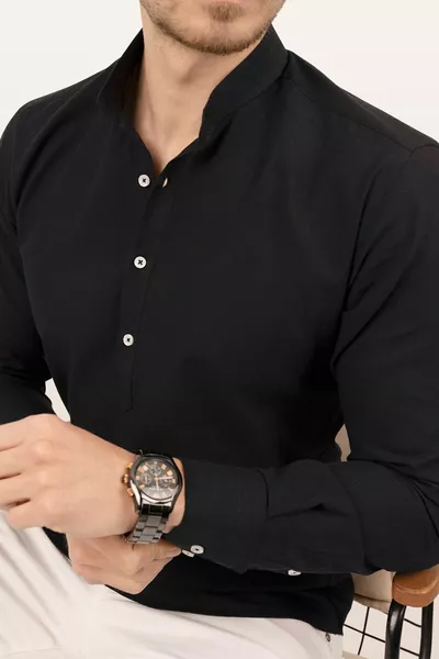 Siyah Hakim Yaka Keten Üç Düğmeli Erkek Gömlek