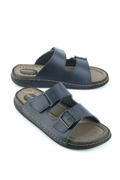 شبشب رجالي صيفي من الجلد الصناعي بمشبكين قابلين للتعديل ونعل مريح يومي