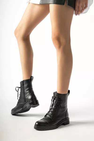 Stivali Donna in Vera Pelle Nera 