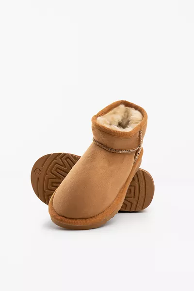 حذاء بوت صوف داخلي للأطفال البنات، لون قرفة، شبة قصير، من الجلد السويدي، لفصل الشتاء، بنعل يو جي