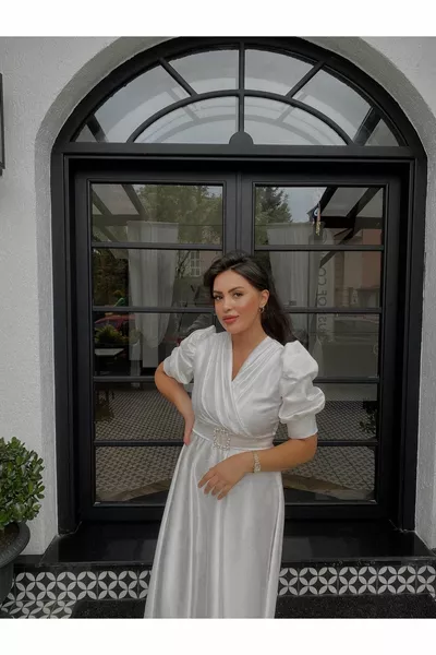 المرأة طويلة الأكمام بالون لافين اللباس