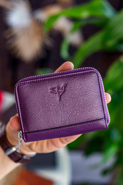Sydney Genuine Leather Coin Compartment Zippered Unisex Plum Wallet