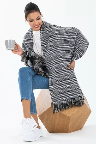 Checkered Double-Sided Shoulder Shawl