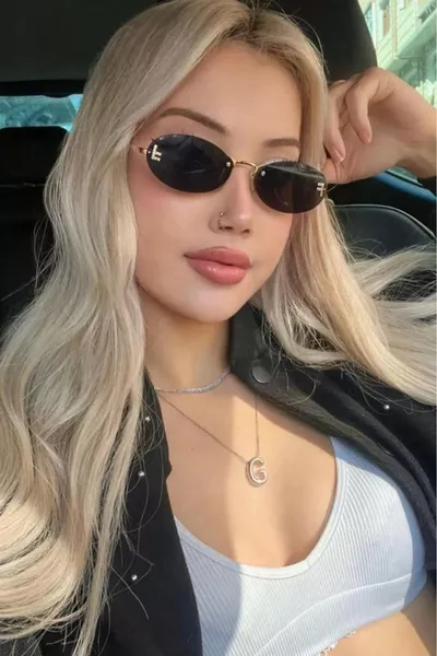 نظارات شمسية نسائية سوداء للموسم الجديد