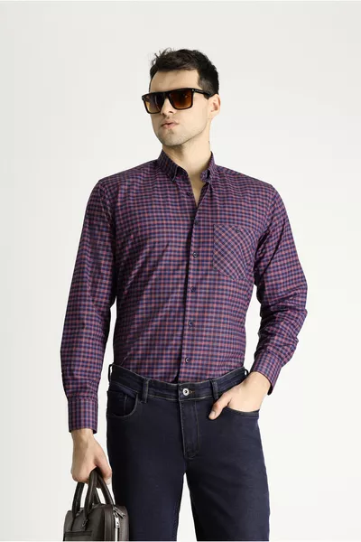 Camicia a maniche lunghe regular fit in cotone scozzese, facile da stirare, con collo a bottoni