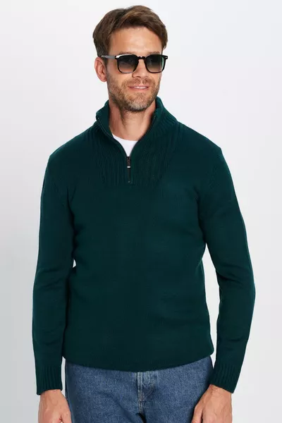 كنزة رجالية بياقة مرتفعة سليم فيت ضيقة مع سحاب ونقش أرمر باللون الأخضر