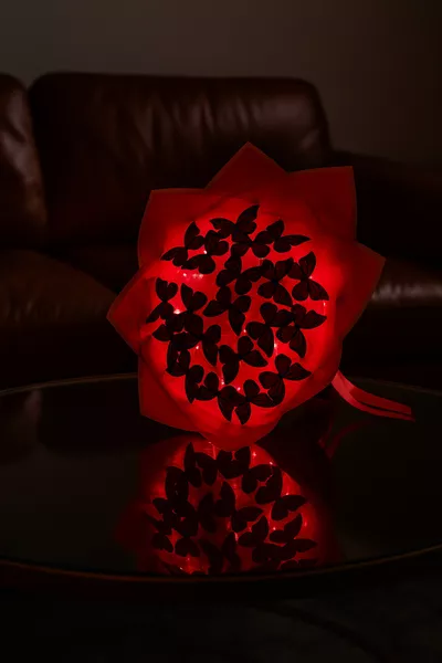 Bouquet de papillons rouges avec LED, cadeau décoratif pour maman, pour l’être cher ou un ami