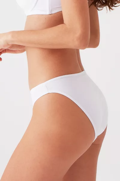 باقة من 5 قطع للسيدات باللون الأسود والأبيض والبيج  كولوت كلاسيكي عالي الخصر من القطن الأساسي