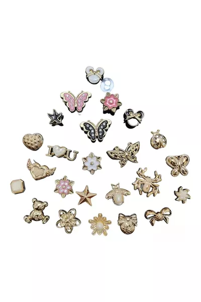 زينة صنادل كروكس مرصعة بالأحجار، مجموعة من  قطع (تُرسل مختلطة).