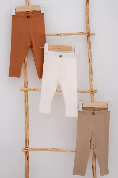 Комплект из трёх ребристых штанов для детей 0-3 лет