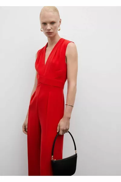 جمبسوت طويل بتفاصيل متقاطعة