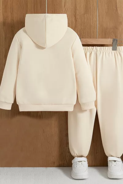 طقم بيبي فاخر مطبوع عليه قطط لطيفة 