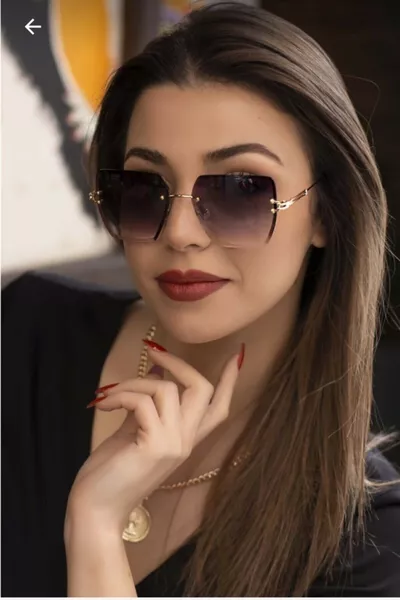 نظارات شمسية نسائية مربعة مع قطع كريستال أسود موديل #