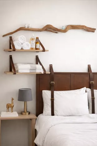 Tête de lit en cuir avec sangles + ensemble de 2 étagères murales pour chambre à coucher