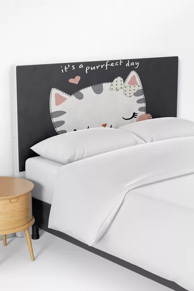 غطاء رأس سرير الأطفال بنقشة القطط الظريفة