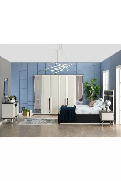 غرفة نوم مارماريس مع سرير بقاعدة وسرير مزدوج