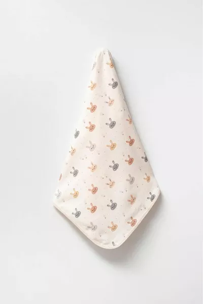 % KATOEN GEDRUKTE, DUBBEL LAGEN BABYDEKEN (KONIJN)