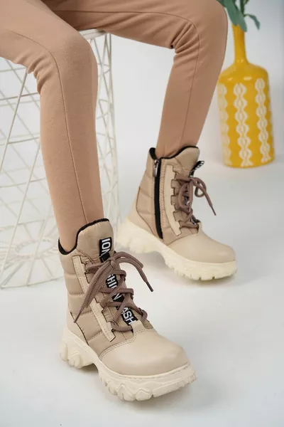 Parachute Model Snow Boot