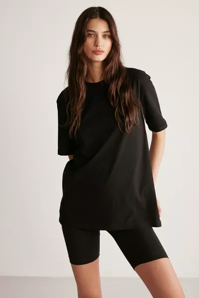 Betsy Women's % Cotton Crew Neck Short Sleeve Basic Black T-shirt