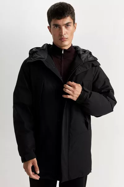 Regular Fit Kapuzenjacke mit Reißverschluss und Taschen CW