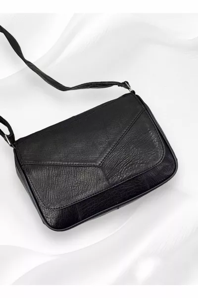 حقيبة كتف وحمالة مصنوعة من الجلد الطبيعي الأسود للنساء