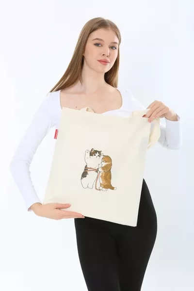 حقيبة قماشية بطباعة قط الخياط