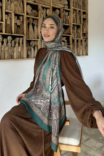 Retro Pattern Cotton Shawl