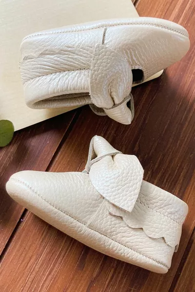 - Luz Series Metallic Cream % Leather Baby First Step Scarpe