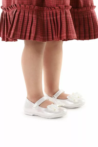 Ballerine da ragazza con fiocco in velcro Ege  Vakko