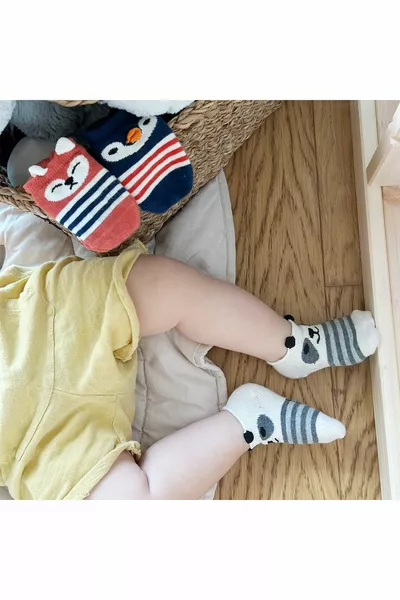 3 Stück süße Freunde Baby Socken