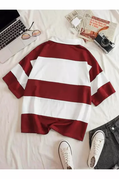 المرأة بورجوندي مخطط نيويورك المطبوعة بسحاب بولو الرقبة تي شيرت كبير الحجم