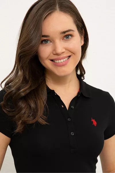 تي شيرت نسائي أسود