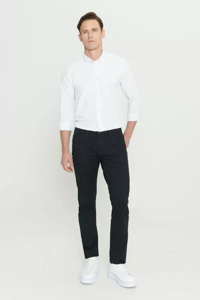 Schwarze Slim Fit Slim Fit 5-Pocket-Chinohose aus Baumwoll-Canvas für Herren