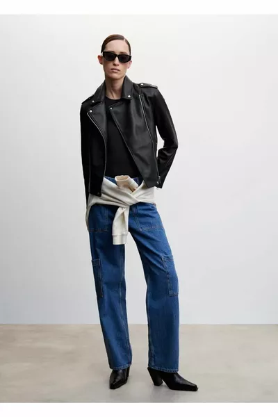 جاكيت راكب الدراجة النارية ذو المظهر الجلدي