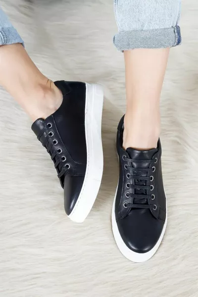 Genuine Leather Black Women Leather Sneaker 