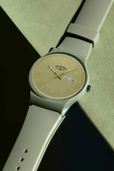  ساعة يد سيليكون خضراء للجنسين