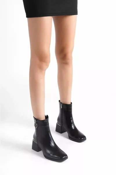 Lakleer Zwarte Ritssluiting Hak Zilver Gedetailleerde Glanzende Korte Eenvoudige Klassieke Laarzen Bootie