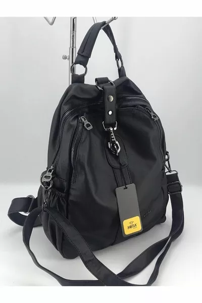 حقيبة ظهر وكتف سوداء 