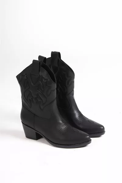 Women's Black Skin Embroidered Cowboy Boots Boots