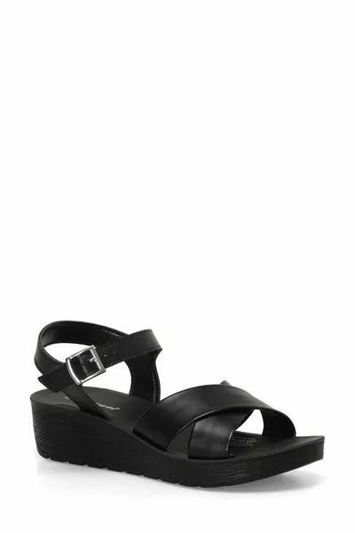.Z 4FX Black Women Padded Heel Sandals