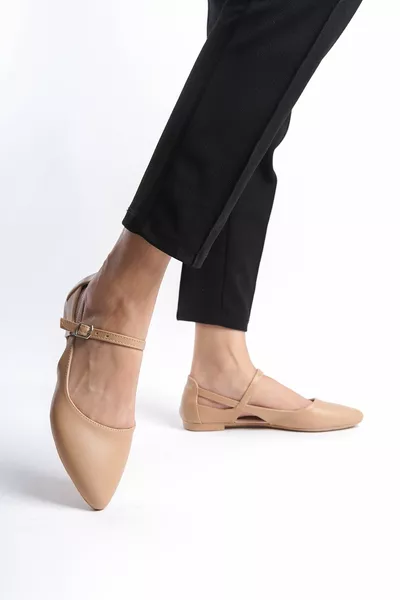 Дамски ежедневни балетки с цвят на кожата