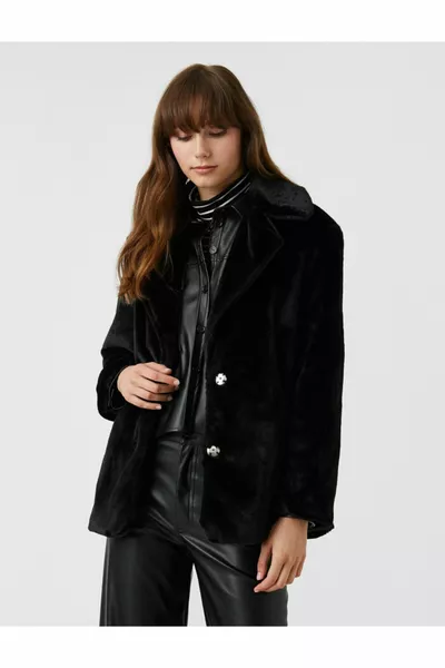 Düğmeli Oversize Kısa Suni Kürk Kaban